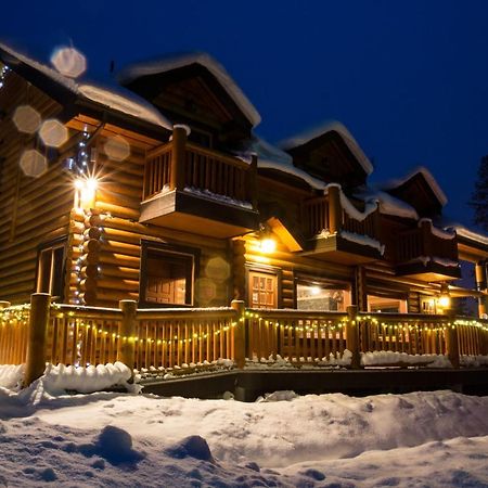 Castle Mountain Chalets Zewnętrze zdjęcie